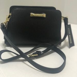 Steve Madden black cross bag